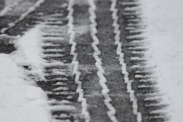 Zamrzlá silnice