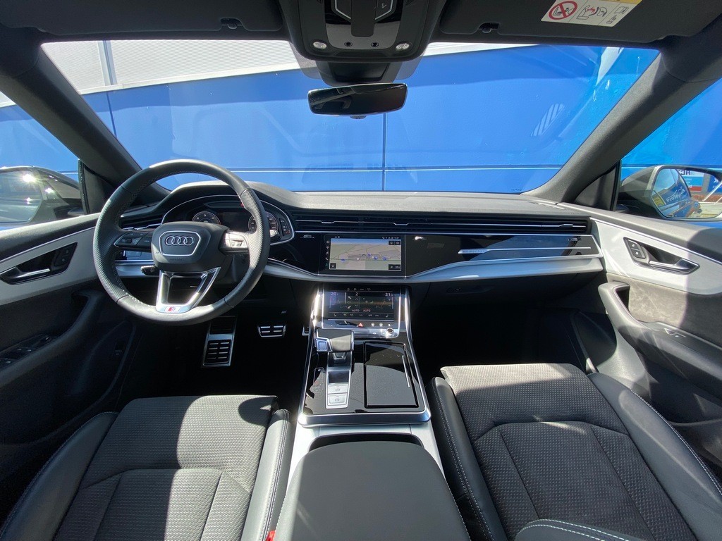 Půjčovna za Vás - Audi Q8