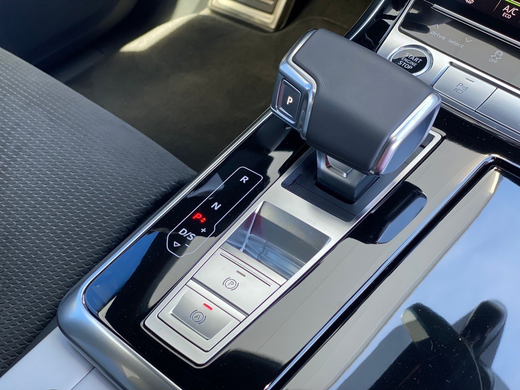 Půjčovna za Vás - Audi Q8